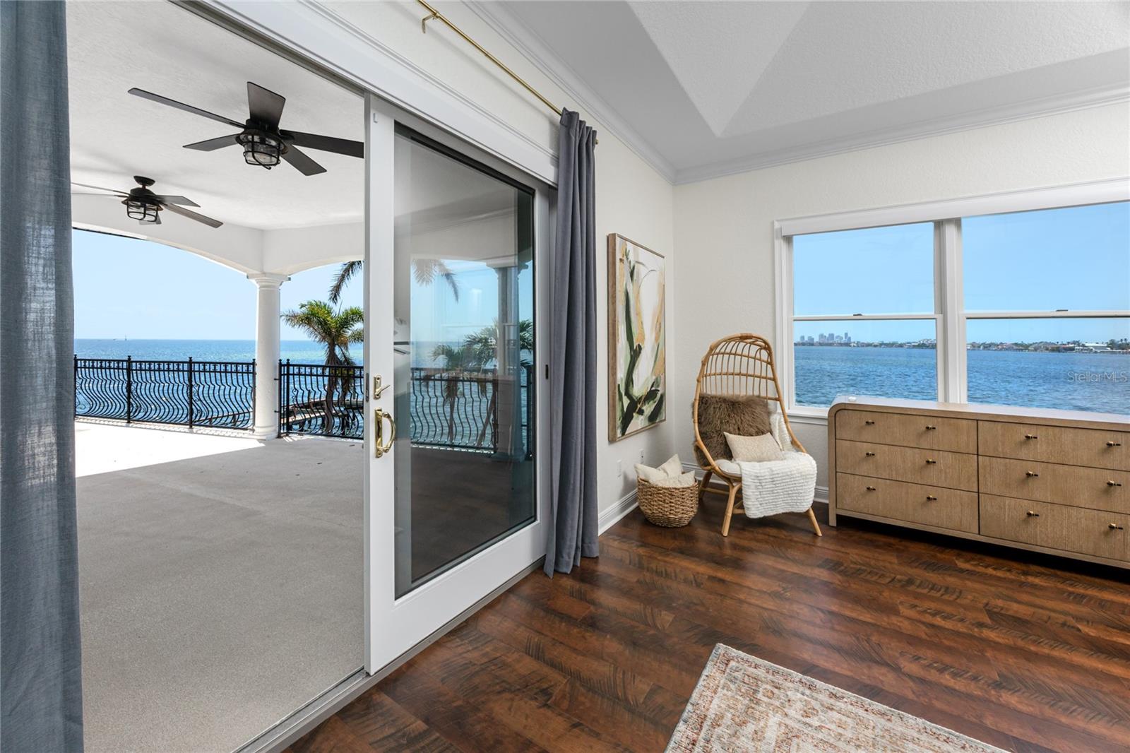 1901 CAROLINA AVE NE, ST PETERSBURG, FL, 33703