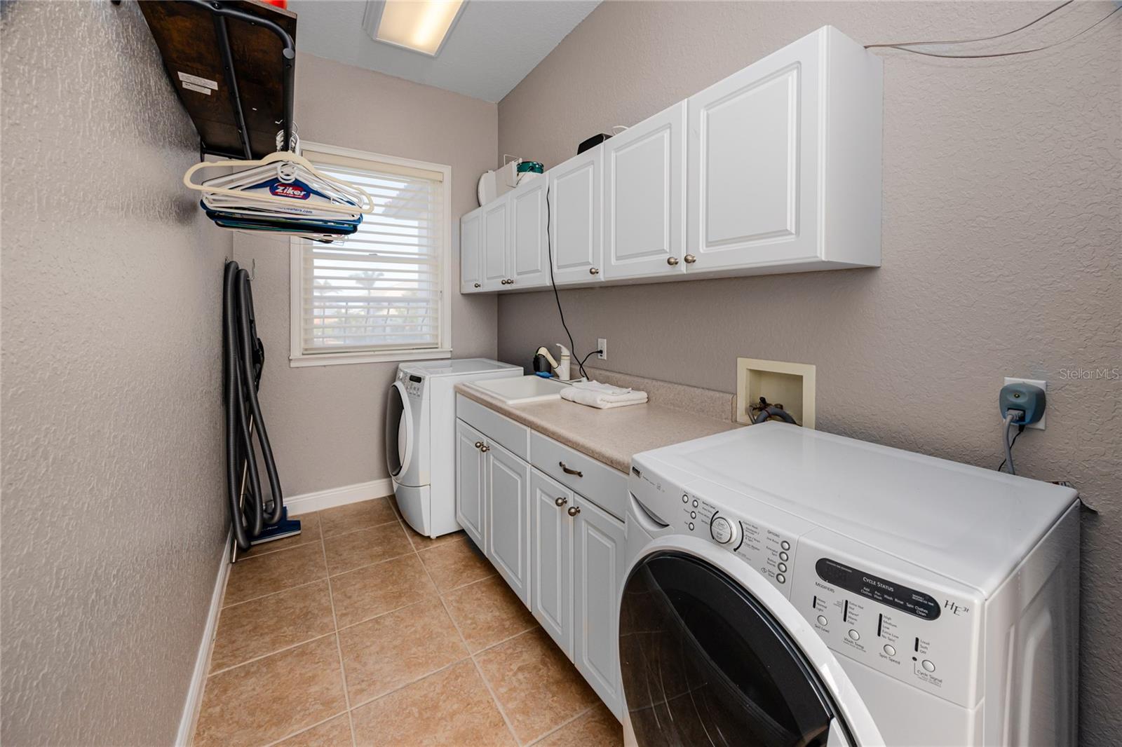 1901 CAROLINA AVE NE, ST PETERSBURG, FL, 33703