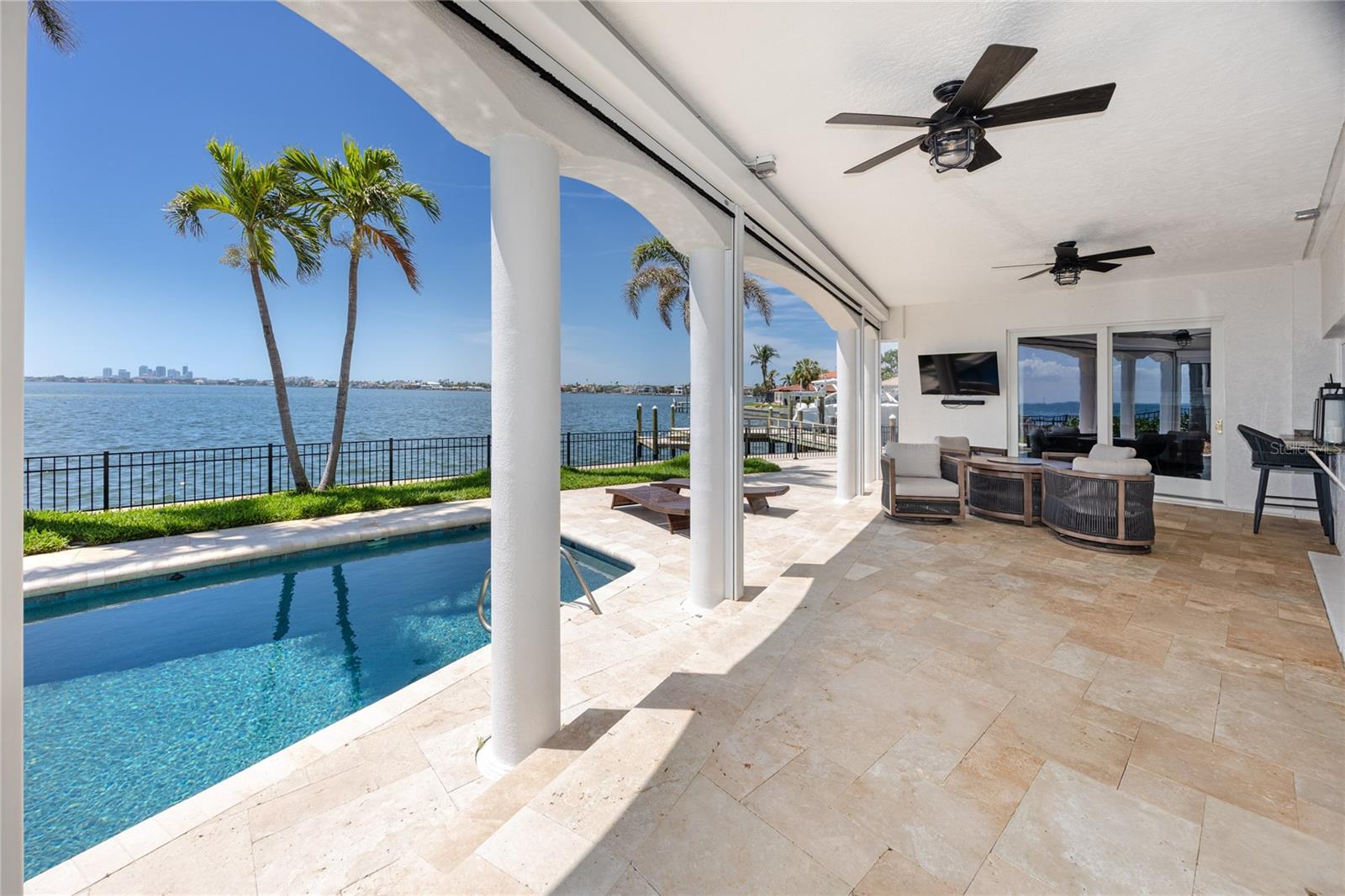 1901 CAROLINA AVE NE, ST PETERSBURG, FL, 33703