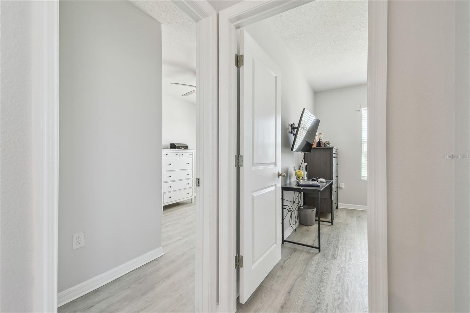 32721 BROOKS HAWK LN, WESLEY CHAPEL, FL, 33543