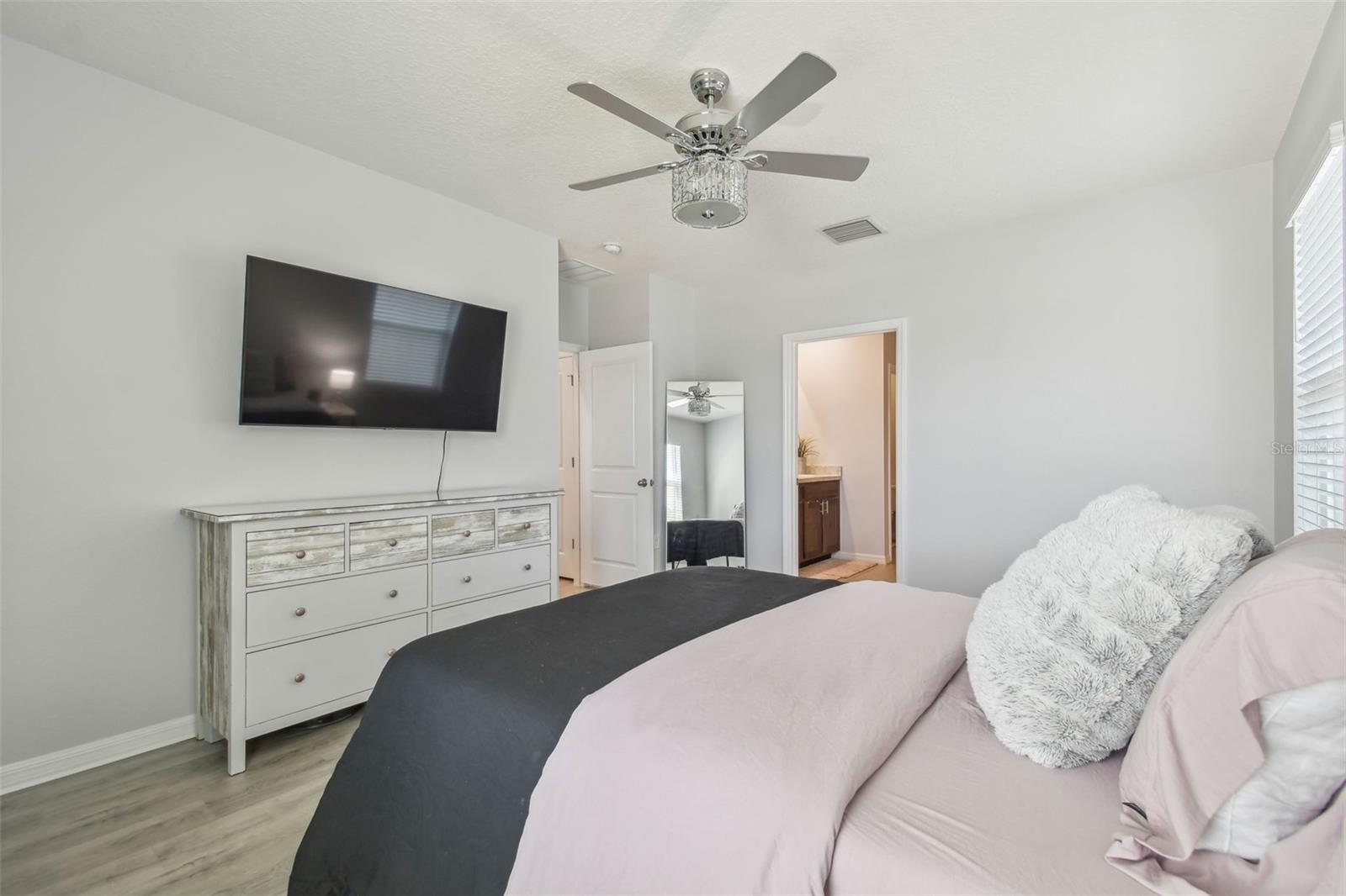 32721 BROOKS HAWK LN, WESLEY CHAPEL, FL, 33543