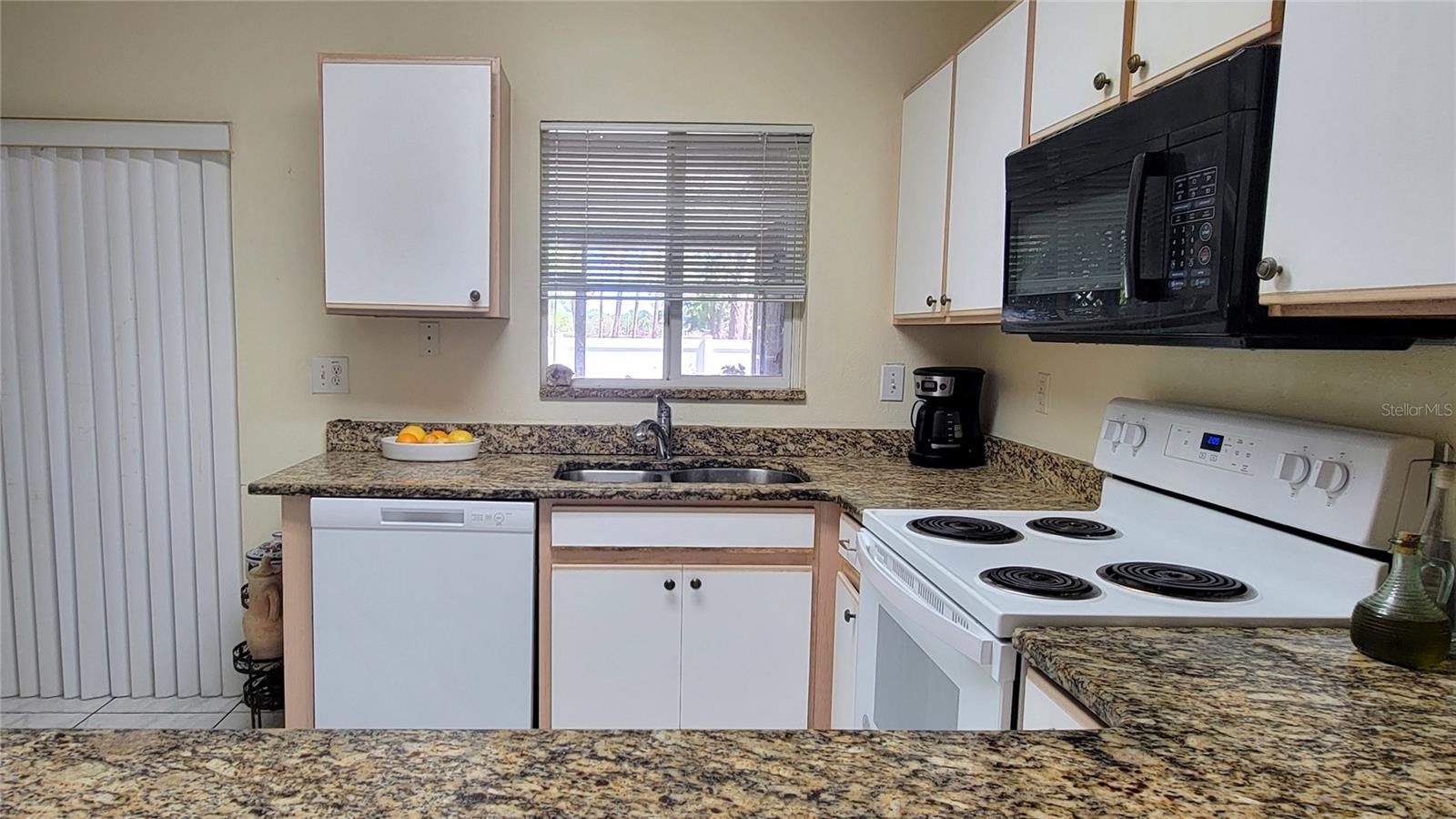 2213 FLUORSHIRE DR, BRANDON, FL, 33511