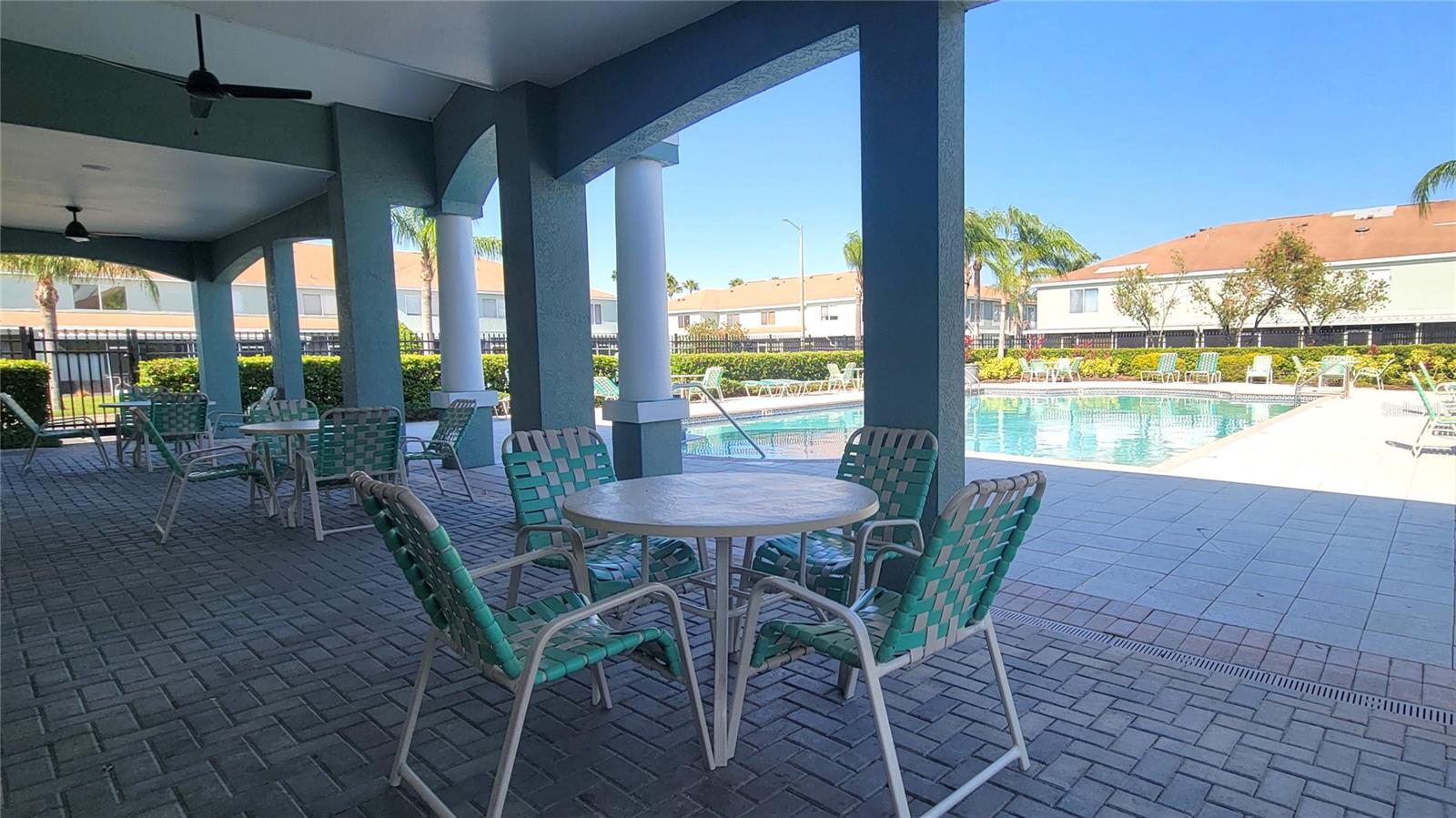 2213 FLUORSHIRE DR, BRANDON, FL, 33511