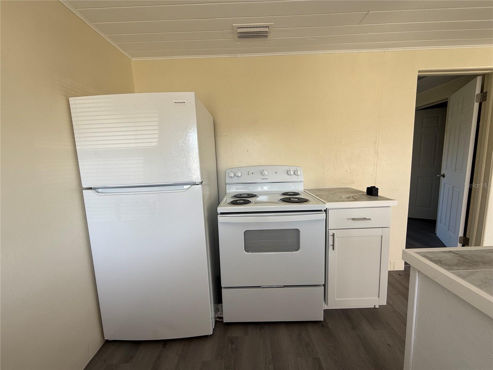 802 AVENUE L SW, WINTER HAVEN, FL, 33880