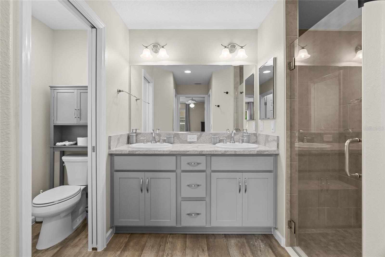 2170 BILLER CIR, THE VILLAGES, FL, 32163