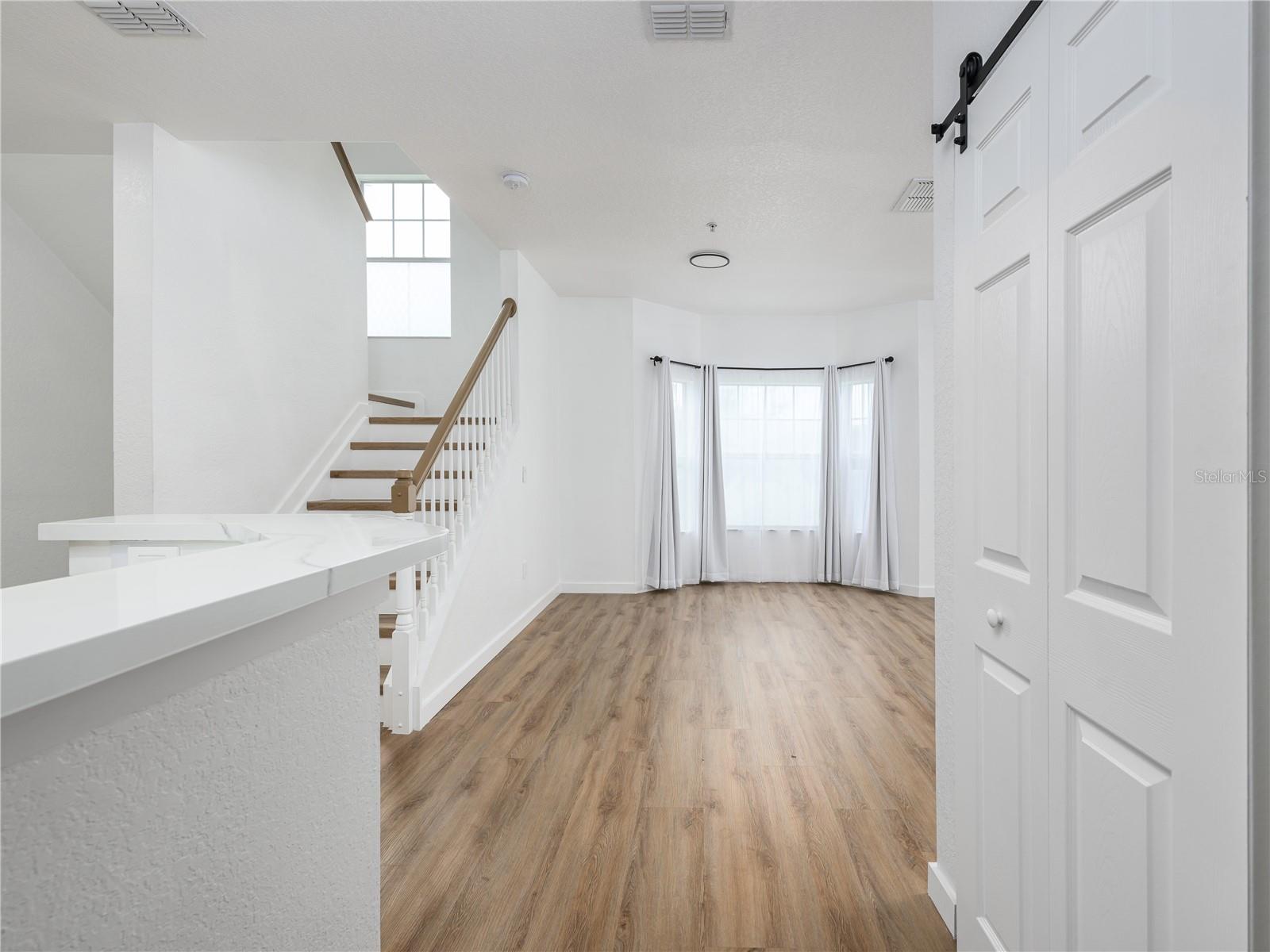 2280 GRAND CENTRAL PKWY #2, ORLANDO, FL, 32839