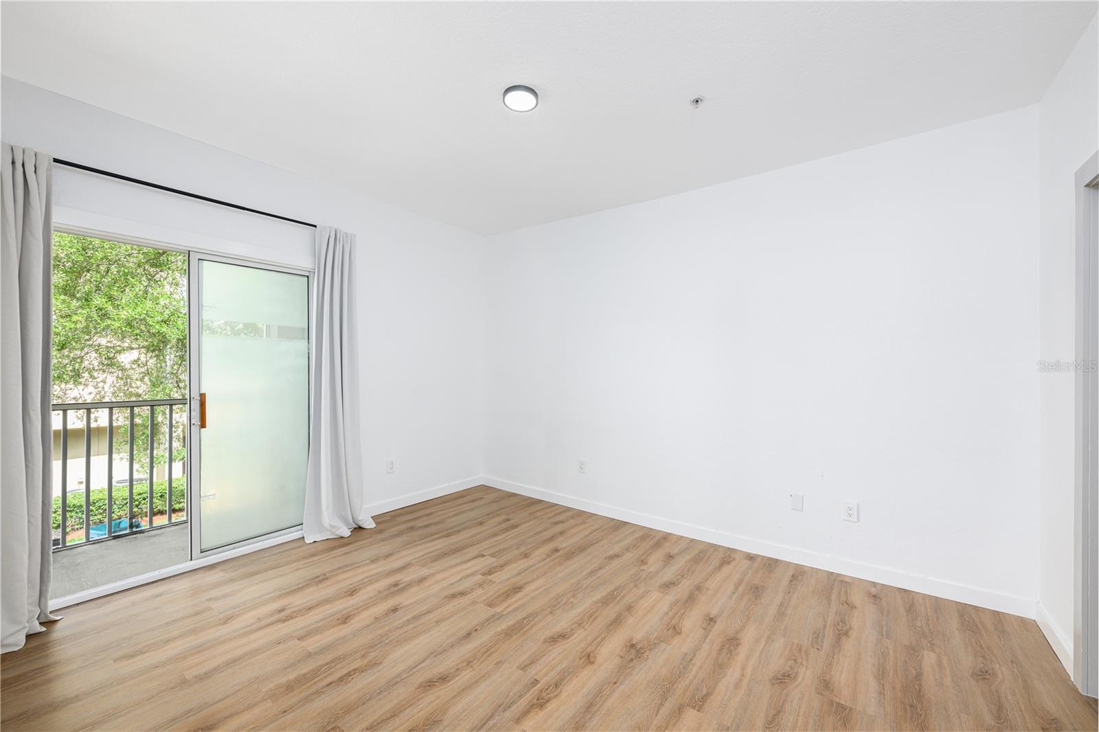2280 GRAND CENTRAL PKWY #2, ORLANDO, FL, 32839
