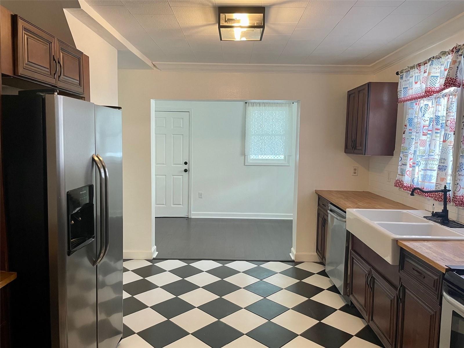 310 S PALMETTO AVE, SANFORD, FL, 32771