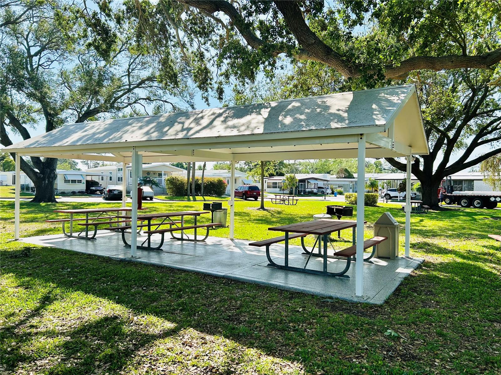 O6297504 Property Photo