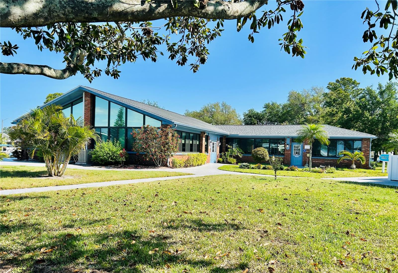 O6297504 Property Photo