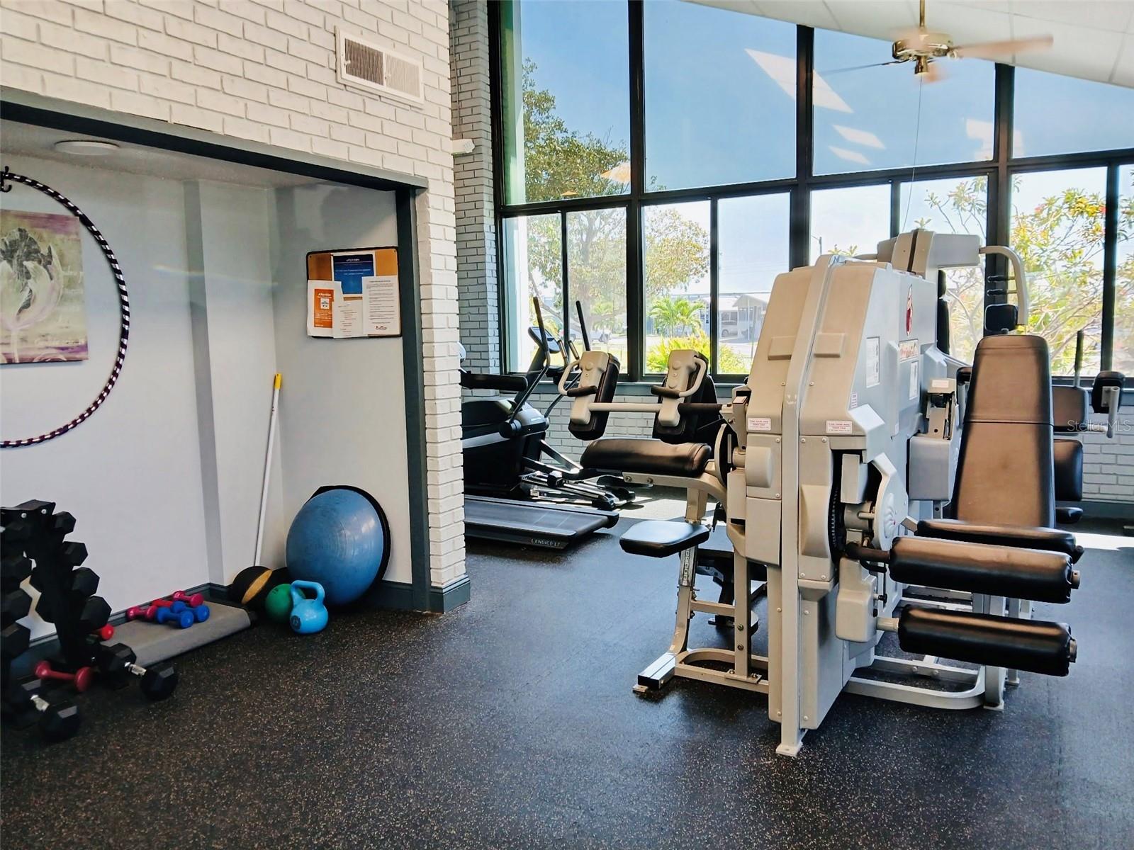 O6297504 Property Photo