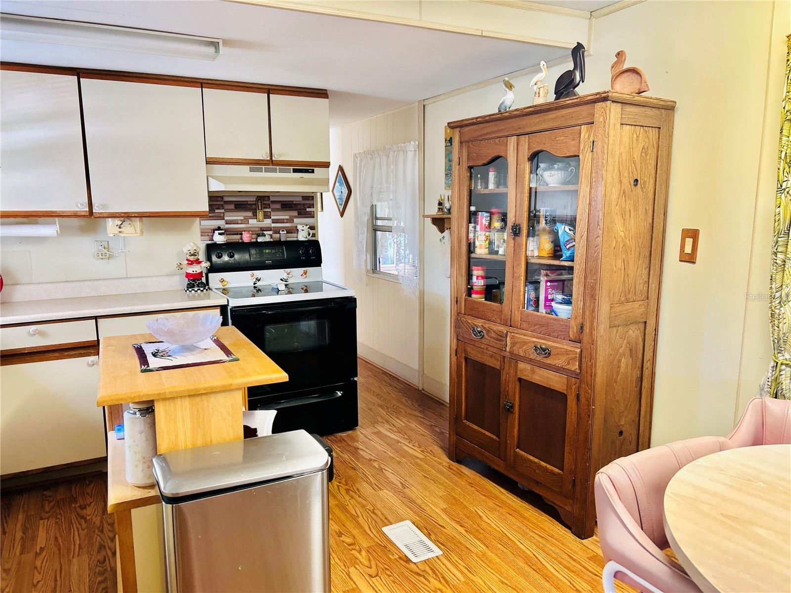 O6297504 Property Photo