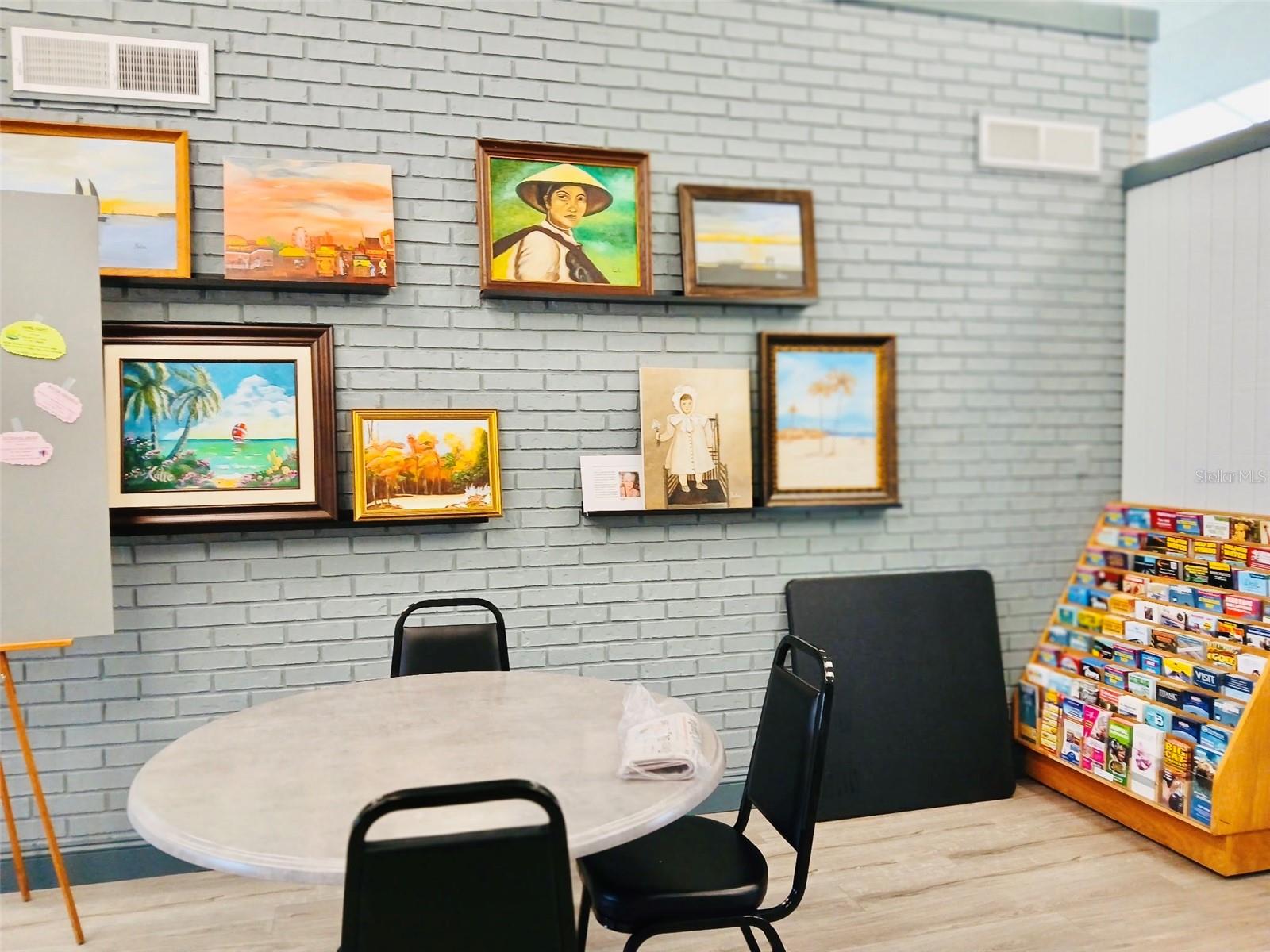 O6297504 Property Photo