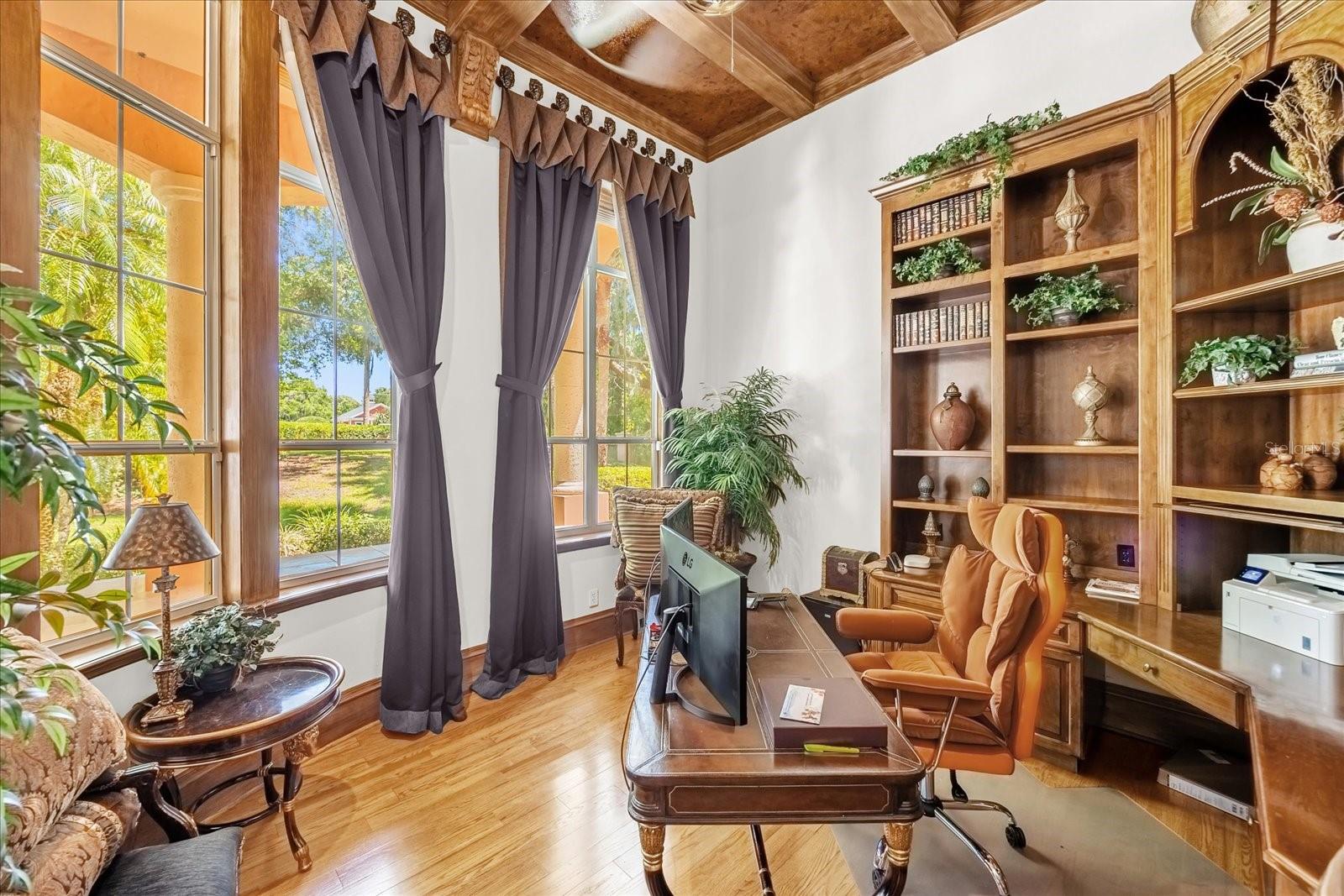 8302 EARLWOOD AVE, MOUNT DORA, FL, 32757