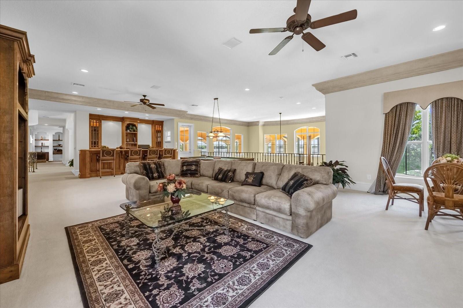 8302 EARLWOOD AVE, MOUNT DORA, FL, 32757