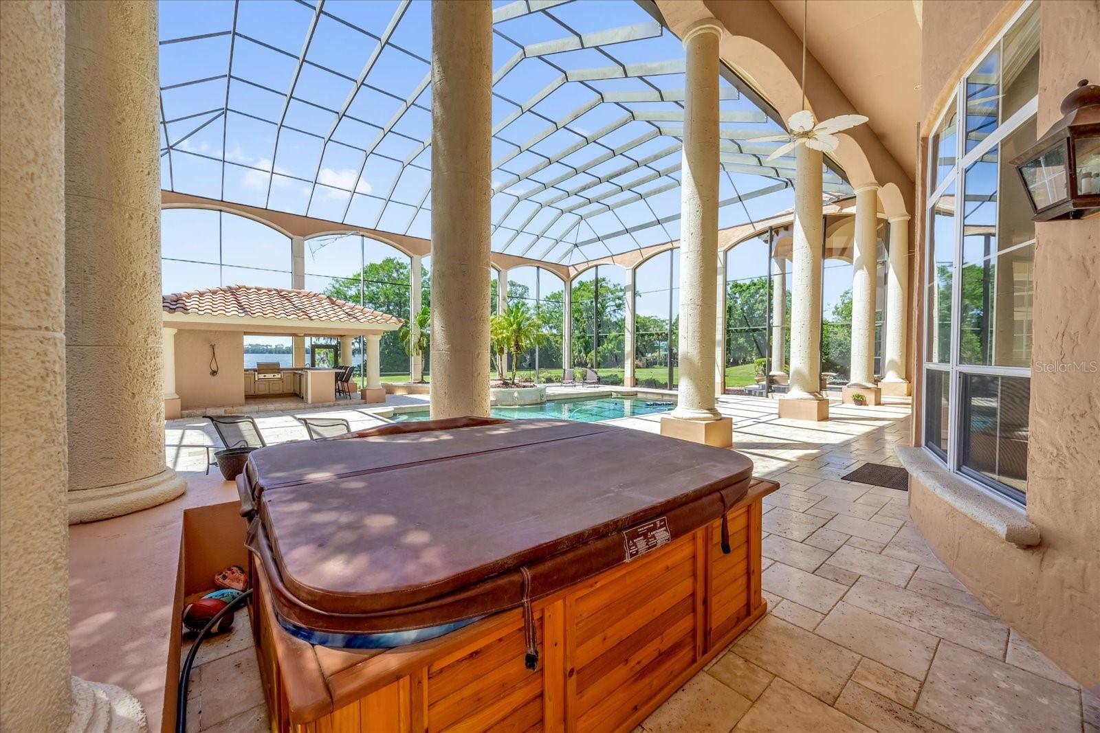 8302 EARLWOOD AVE, MOUNT DORA, FL, 32757