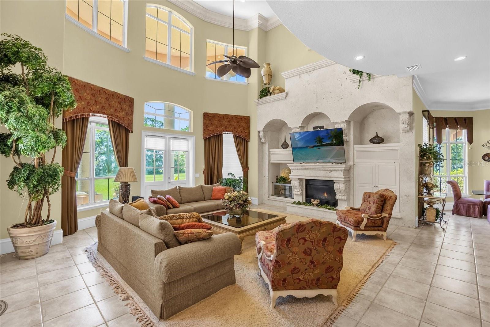 8302 EARLWOOD AVE, MOUNT DORA, FL, 32757