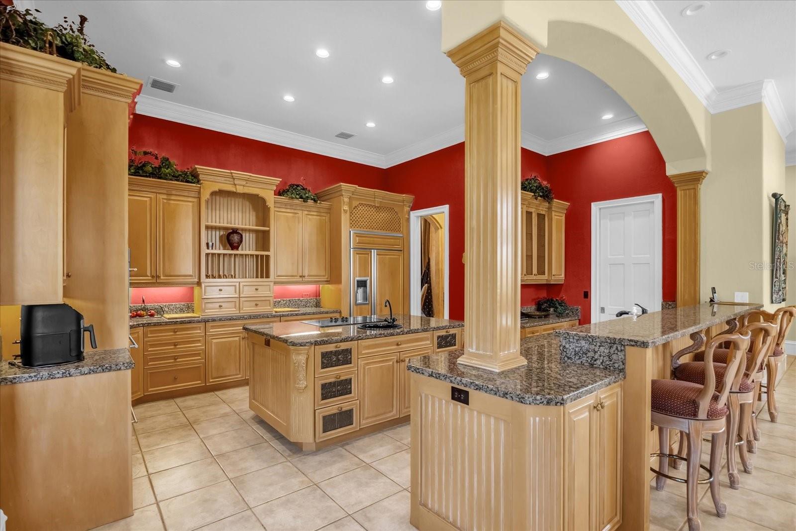 8302 EARLWOOD AVE, MOUNT DORA, FL, 32757