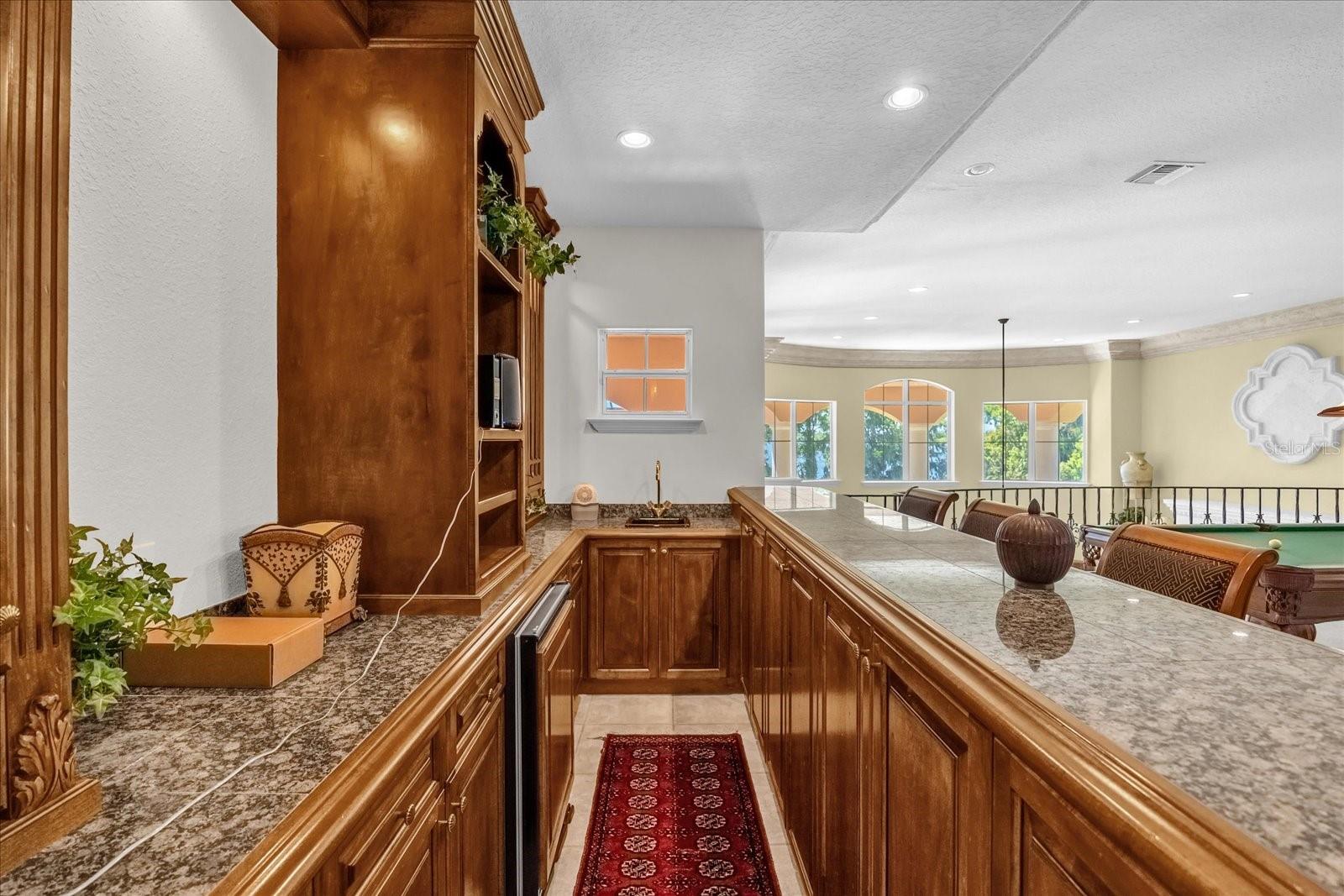 8302 EARLWOOD AVE, MOUNT DORA, FL, 32757