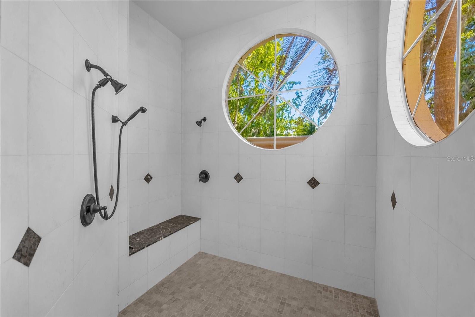 8302 EARLWOOD AVE, MOUNT DORA, FL, 32757