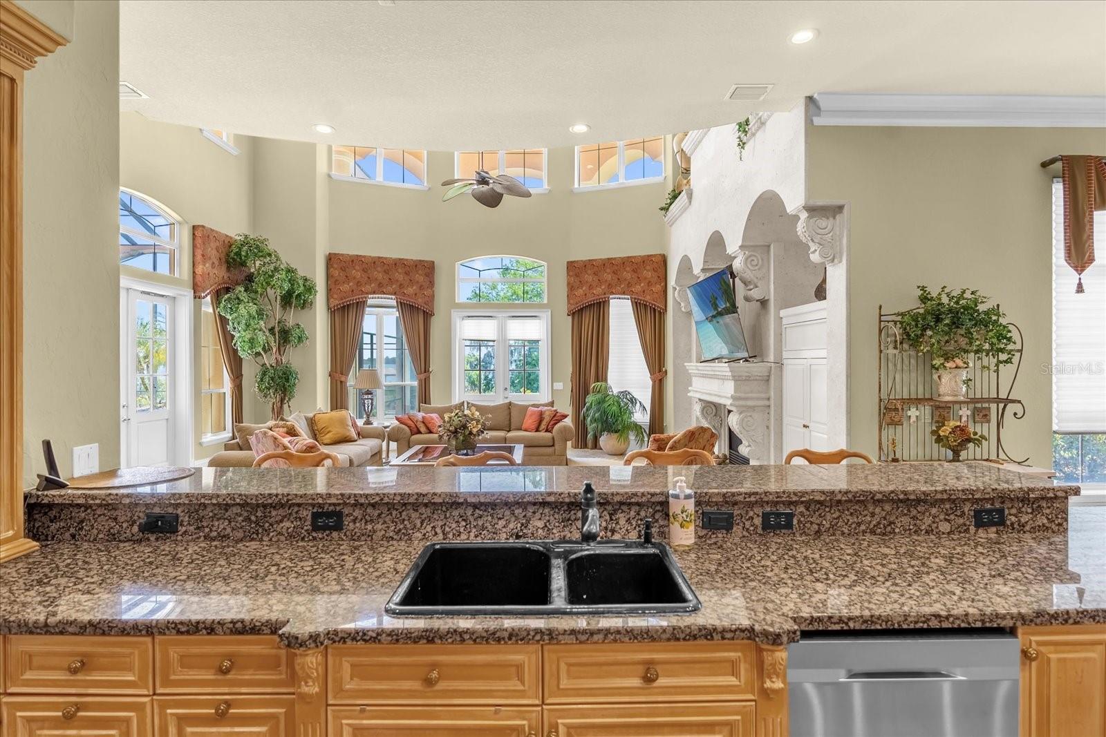 8302 EARLWOOD AVE, MOUNT DORA, FL, 32757