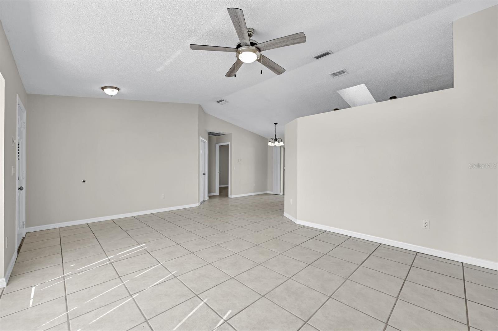 1018 PRESQUE ISLE DR, PORT CHARLOTTE, FL, 33952