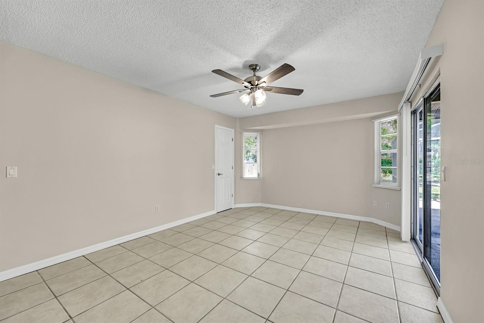 1018 PRESQUE ISLE DR, PORT CHARLOTTE, FL, 33952