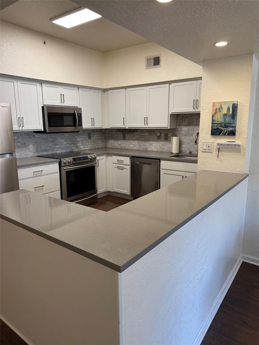 402 S ARMENIA AVE #127, TAMPA, FL, 33609