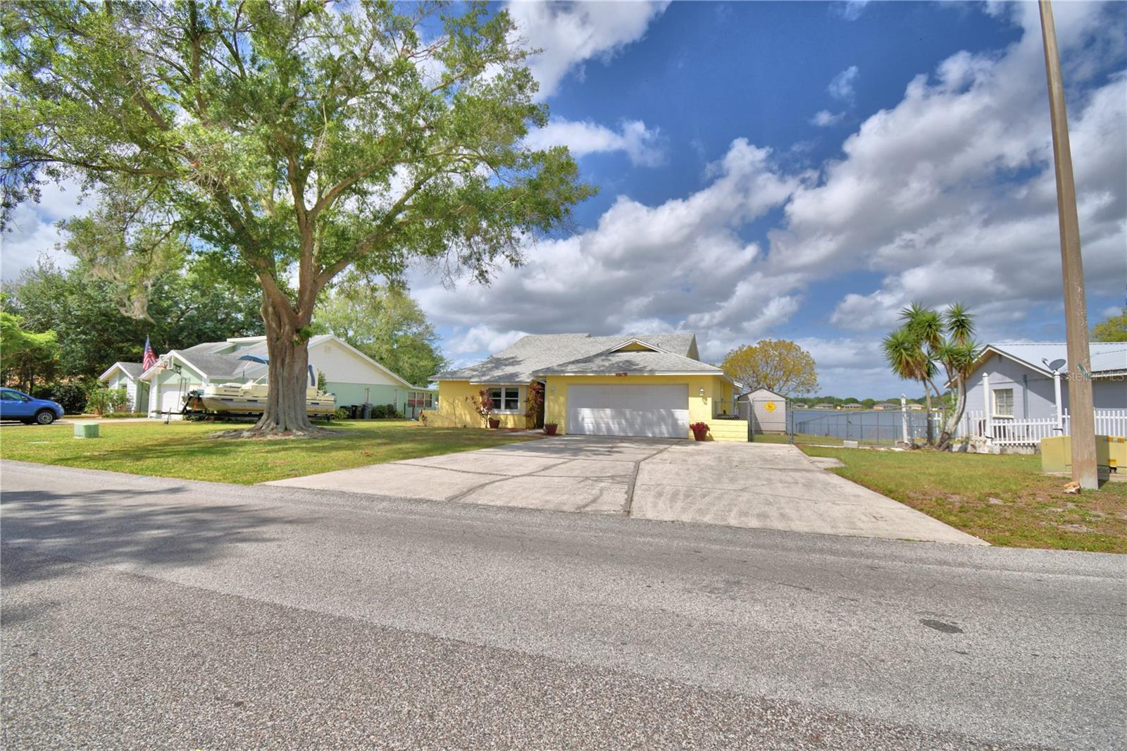 103 LAKE THOMAS DR, WINTER HAVEN, FL, 33880