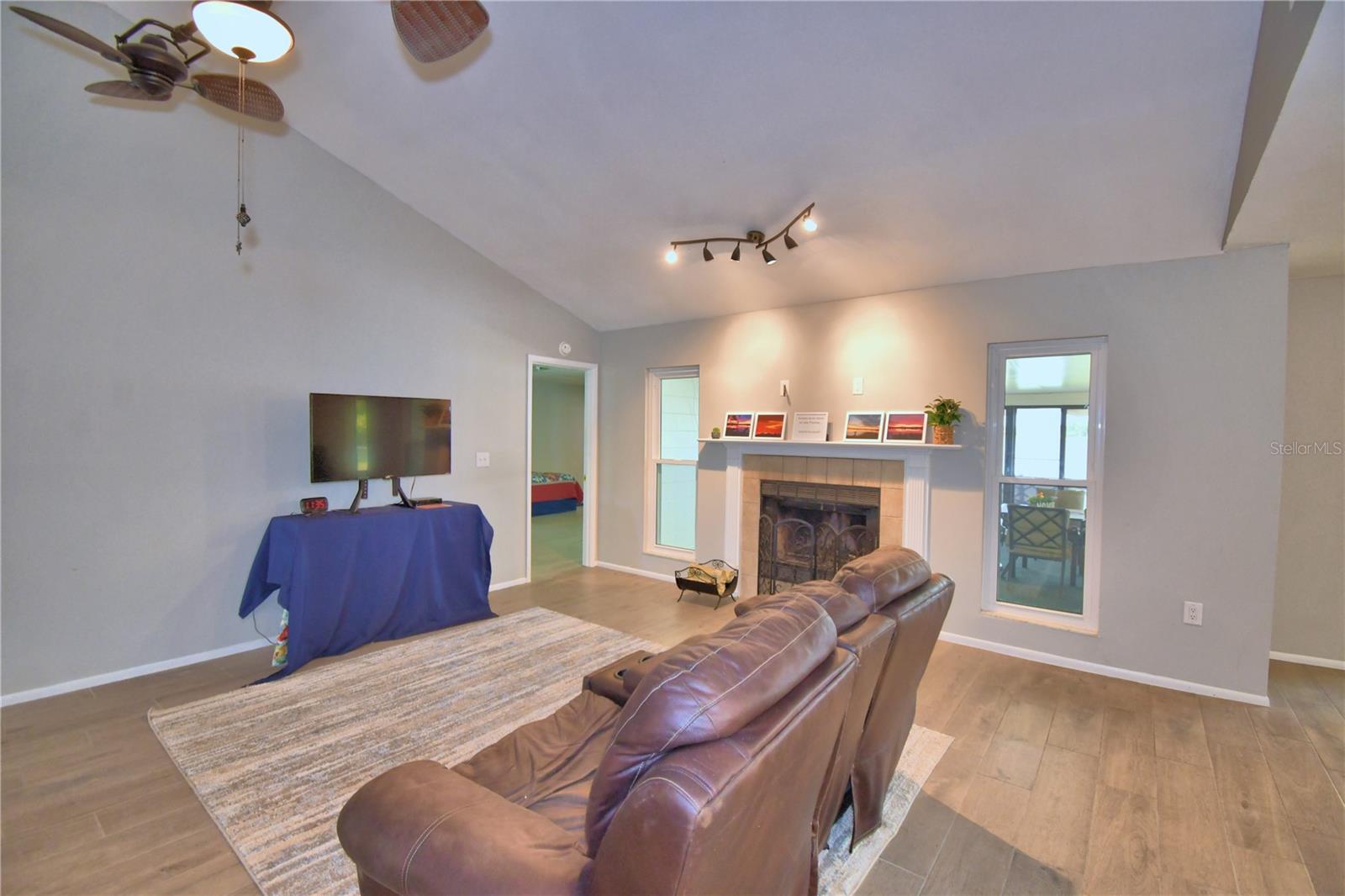 103 LAKE THOMAS DR, WINTER HAVEN, FL, 33880