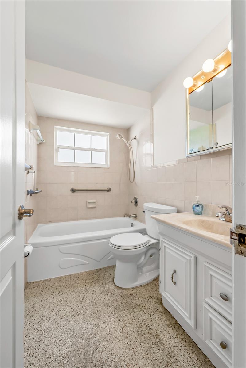 95 MELBOURNE AVE, MERRITT ISLAND, FL, 32953