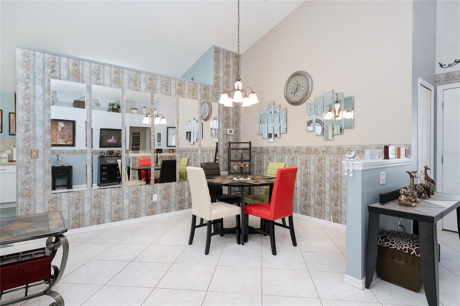 221 BAY ST, APOPKA, FL, 32712