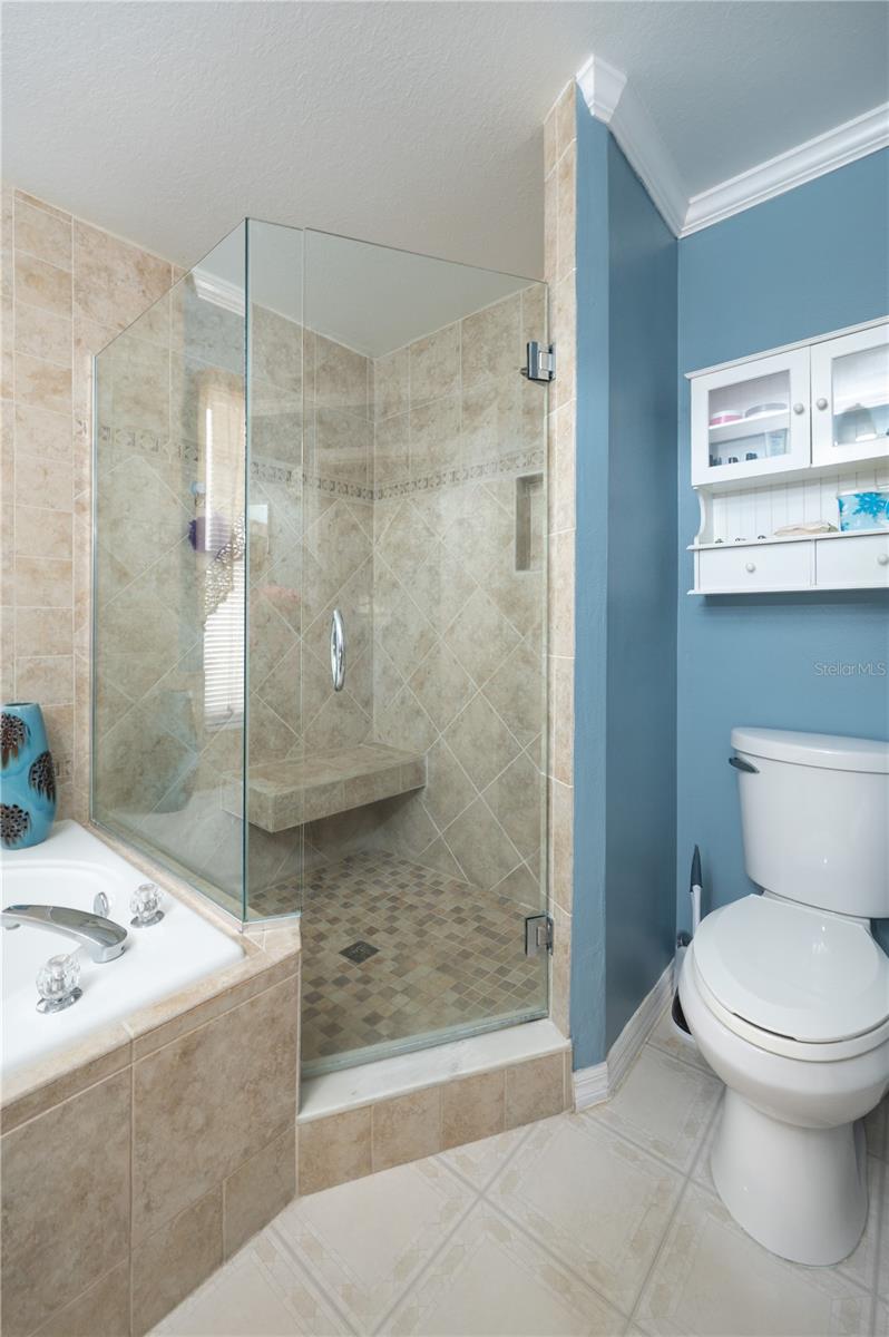 221 BAY ST, APOPKA, FL, 32712