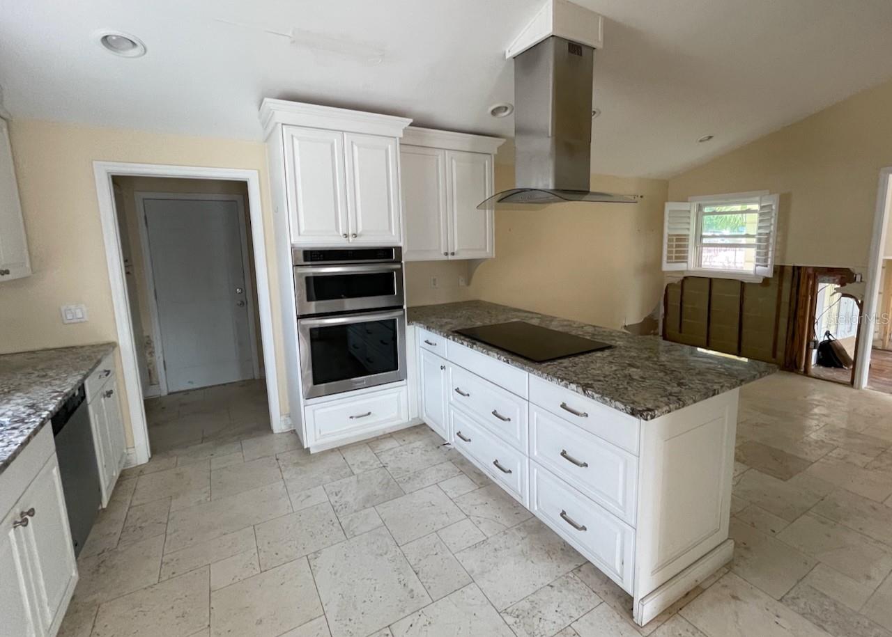 3914 VENETIAN WAY, TAMPA, FL, 33634