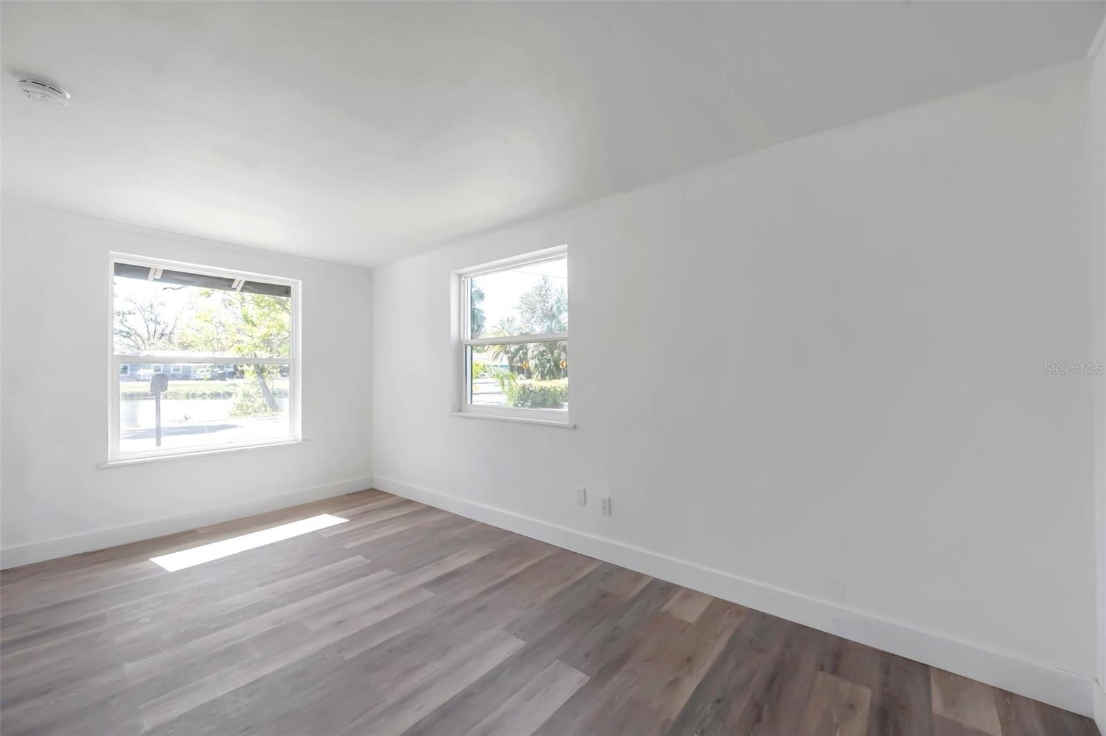 921 7TH ST NW, LARGO, FL, 33770