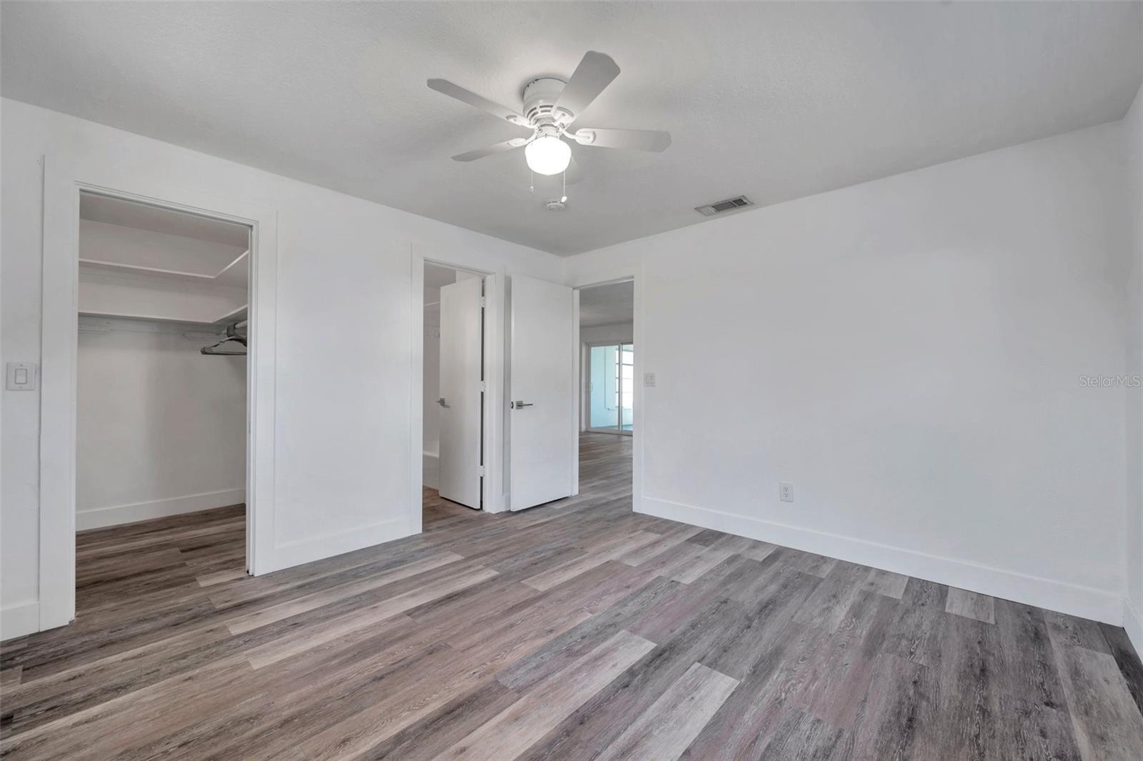 921 7TH ST NW, LARGO, FL, 33770