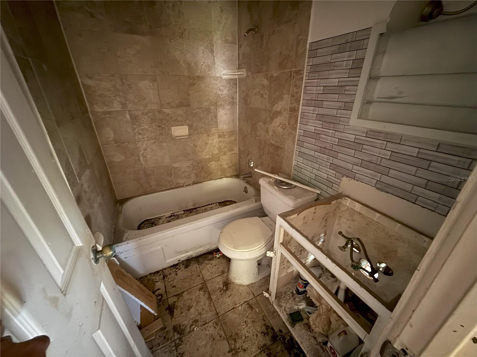 7365 ROYAL PALM DR, NEW PORT RICHEY, FL, 34652