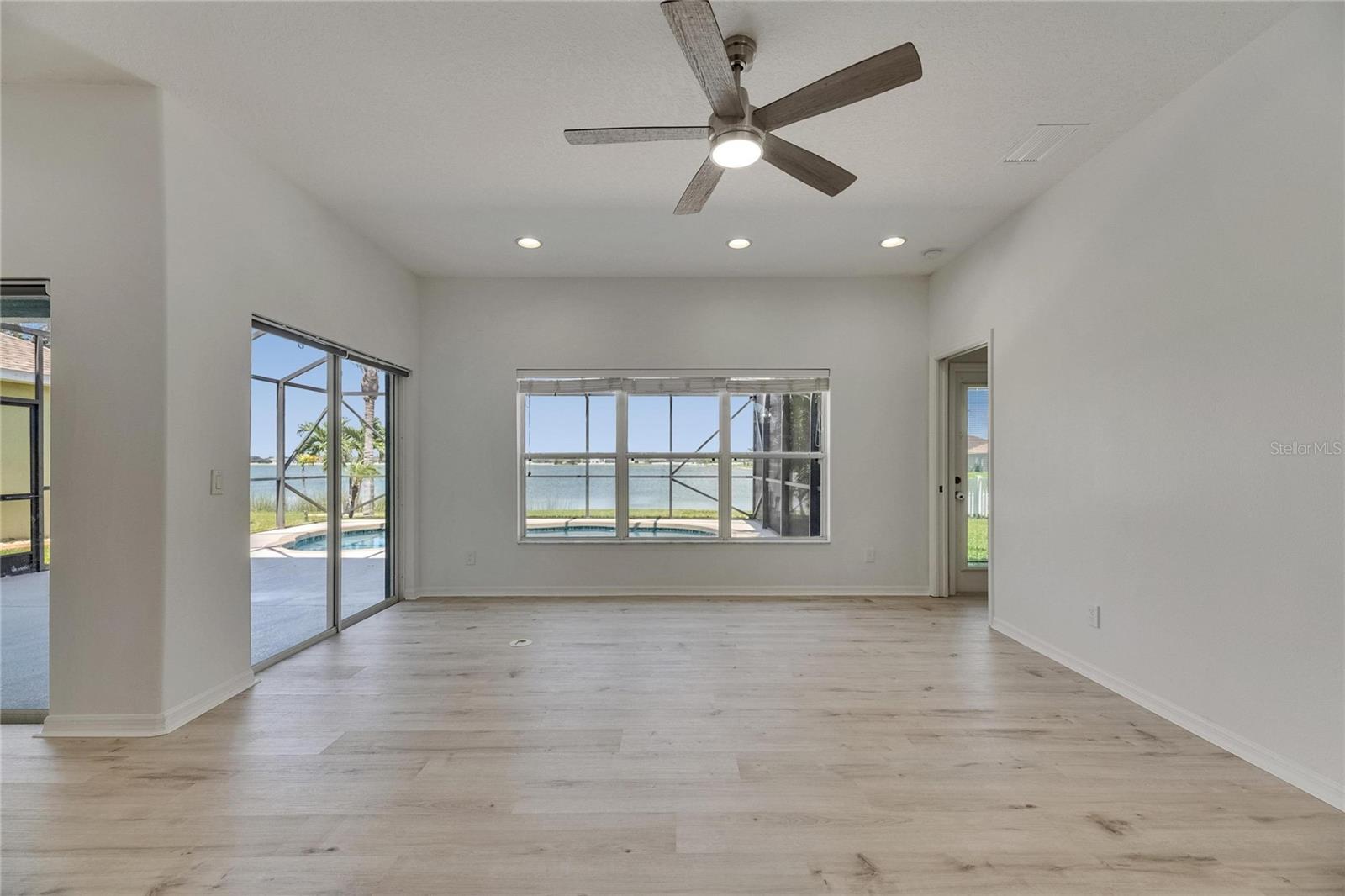 1806 MIRA LAGO CIR, RUSKIN, FL, 33570