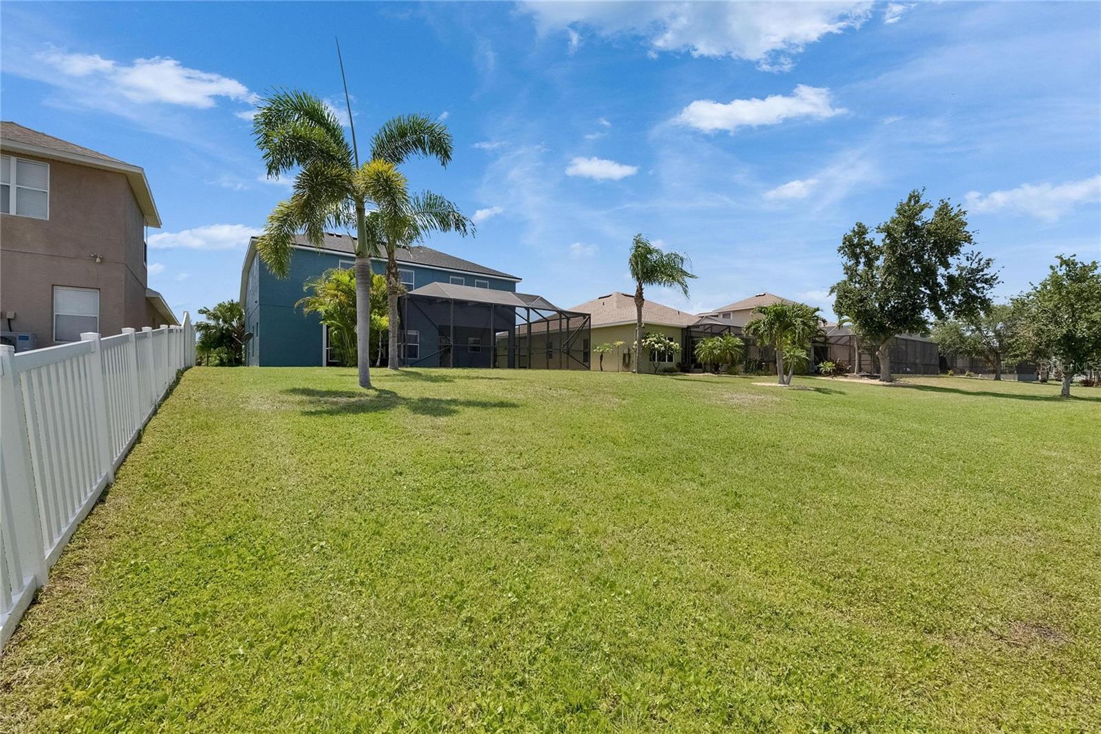 1806 MIRA LAGO CIR, RUSKIN, FL, 33570