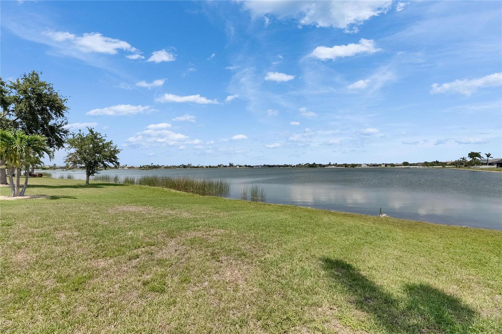 1806 MIRA LAGO CIR, RUSKIN, FL, 33570