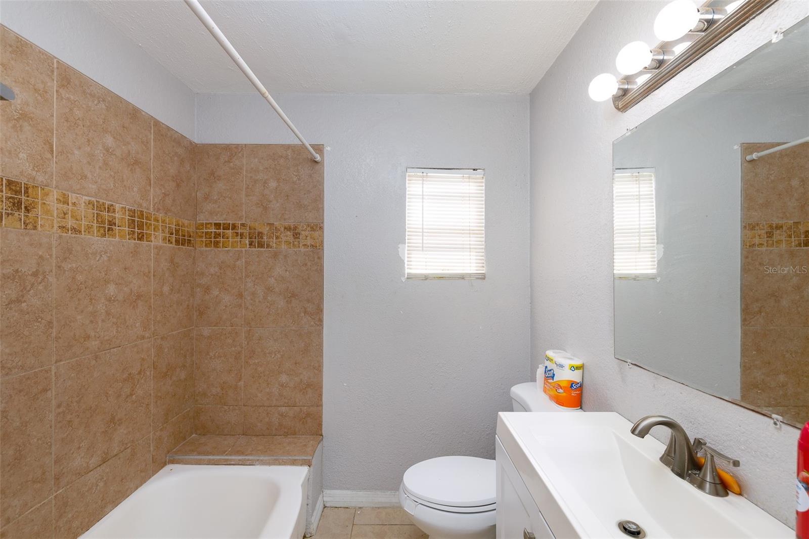 2728 39TH AVE N, ST PETERSBURG, FL, 33714