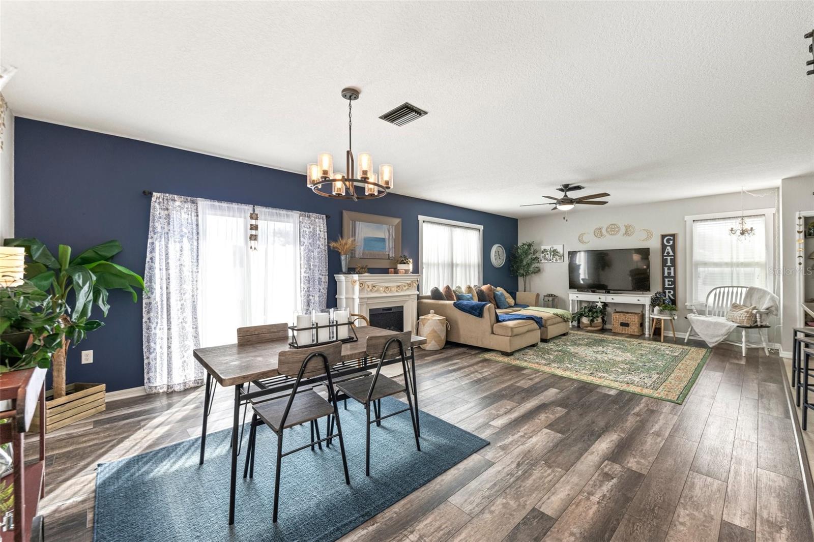 10101 MANGROVE WELL RD, RUSKIN, FL, 33573