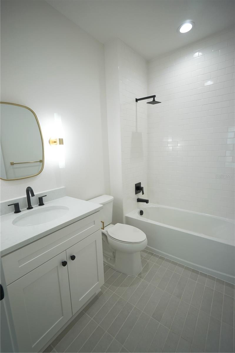 1523 W NORTH B ST #14, TAMPA, FL, 33606