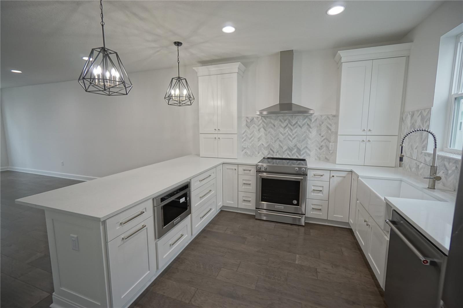 1523 W NORTH B ST #14, TAMPA, FL, 33606