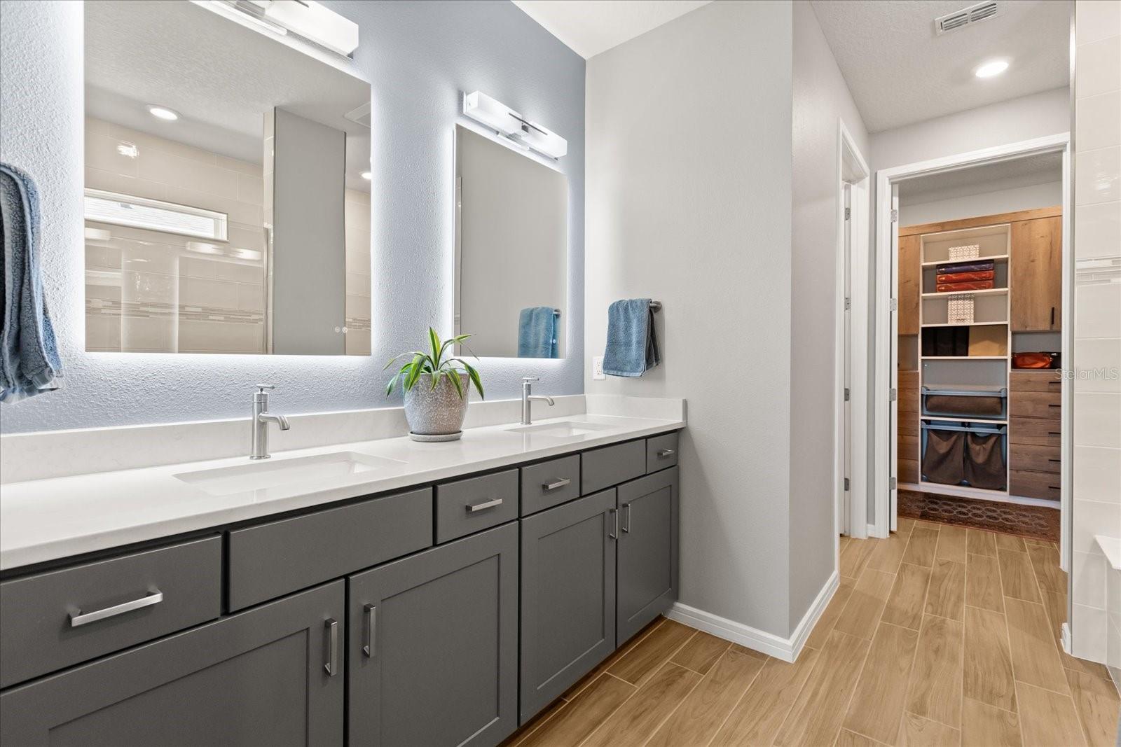 6137 BLUE POND WAY, ST CLOUD, FL, 34771