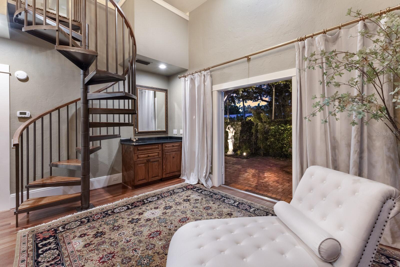 A4647958 Property Photo