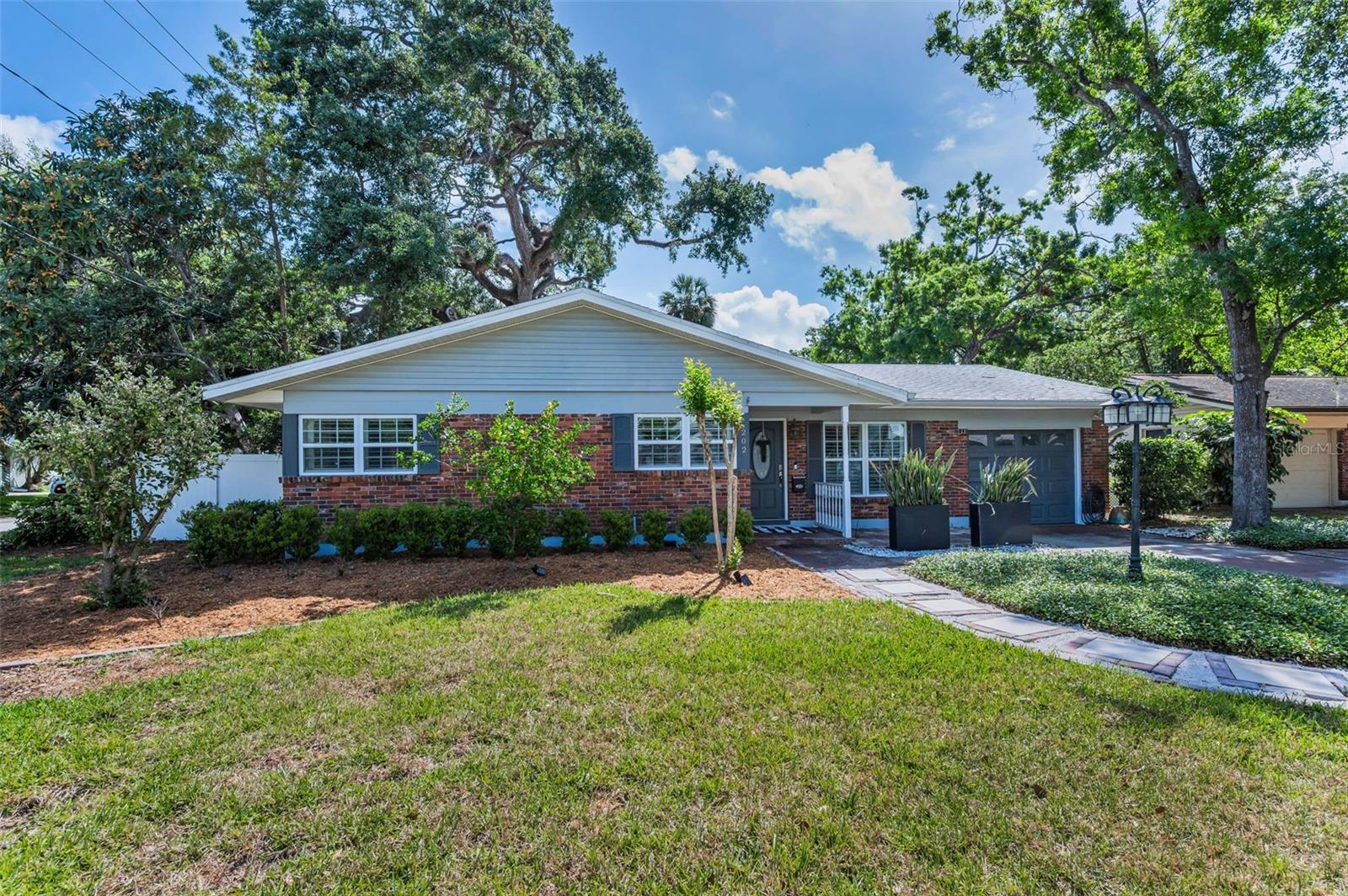 202 S HESPERIDES ST, TAMPA, FL, 33609