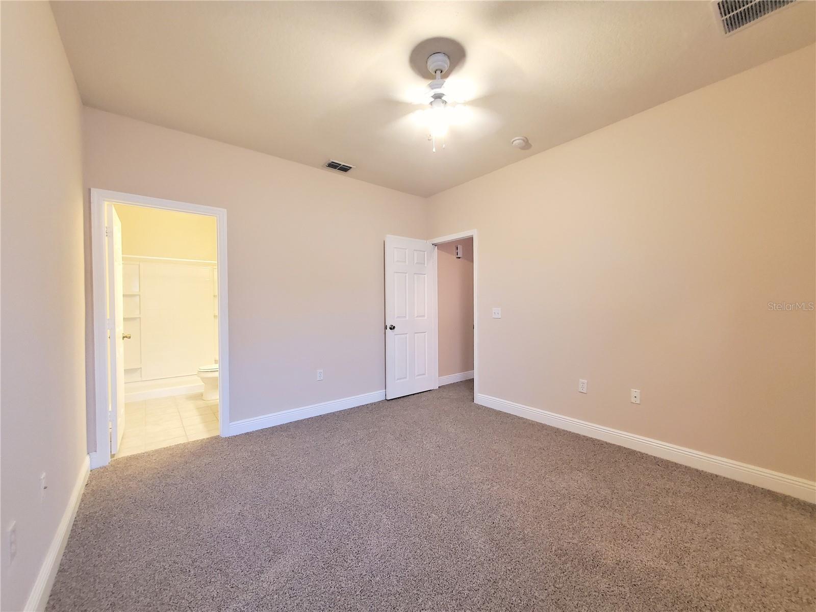 200 SOUTHERN PECAN CIR #207, WINTER GARDEN, FL, 34787