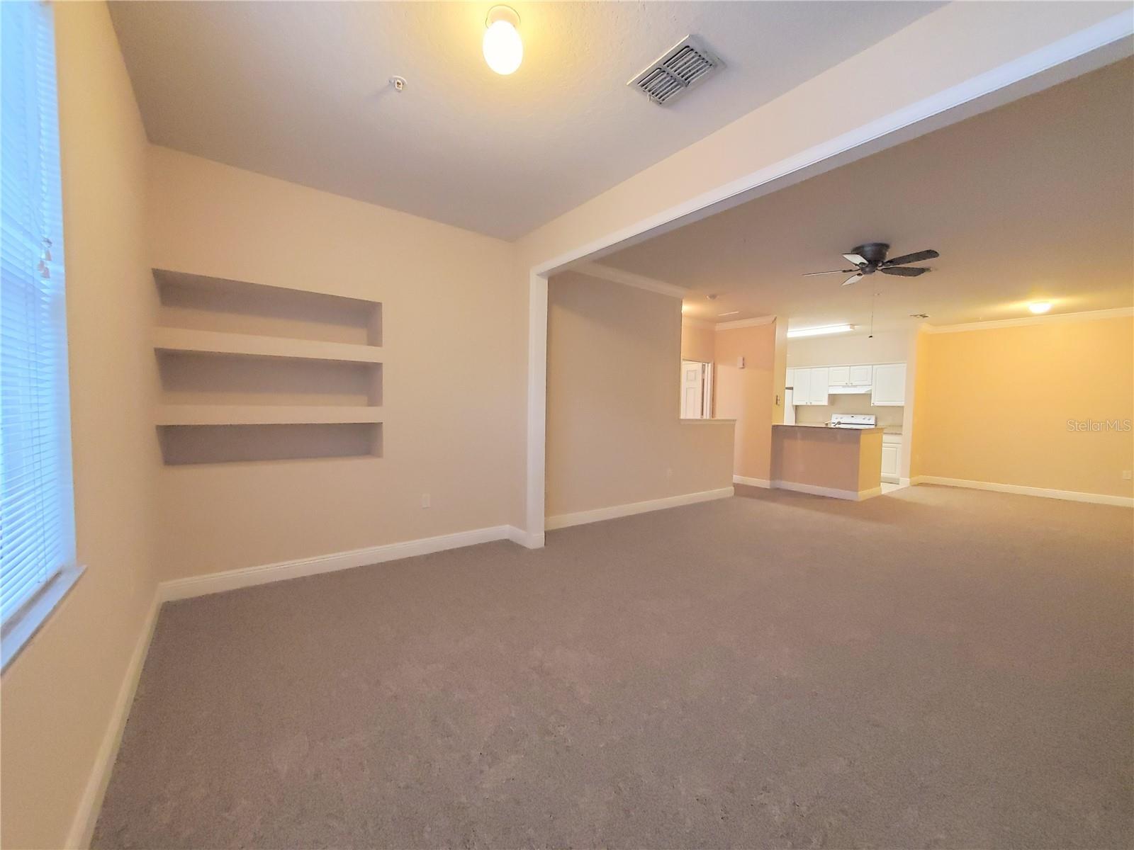 200 SOUTHERN PECAN CIR #207, WINTER GARDEN, FL, 34787