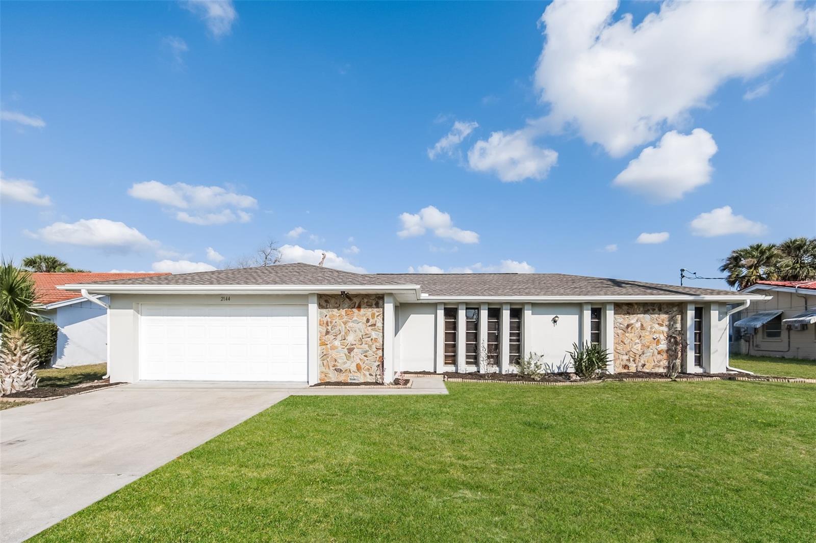 2144 PELLAM BLVD, PORT CHARLOTTE, FL, 33948